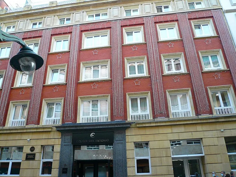 Residencia Colisée Bilbao San Antonio Egoitza
