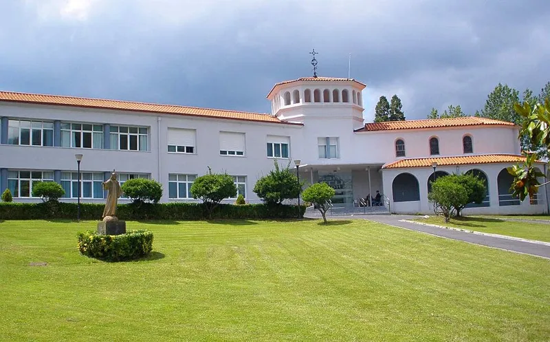 Residencia Santa Cruz Egoitza