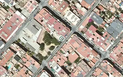 Vista aérea de la ubicación de Servei de centre de dia per a gent gran Orblanc
