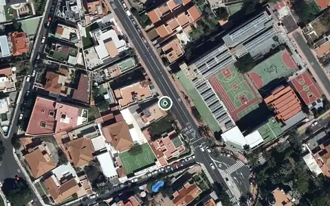Vista aérea de la ubicación de Almendros (Los). Centro de Día de Mayores