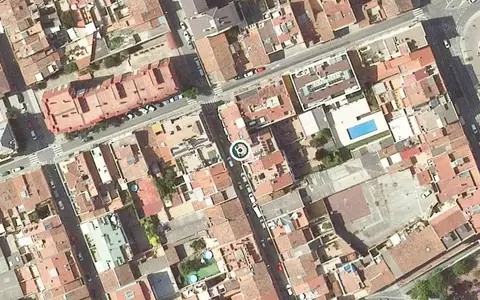 Vista aérea de la ubicación de Servei d'Atenció Diürna per a persones grans dependents, Avan