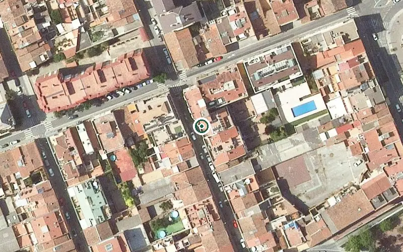 Vista aérea de la ubicación de Servei d'Atenció Diürna per a persones grans dependents, Avan