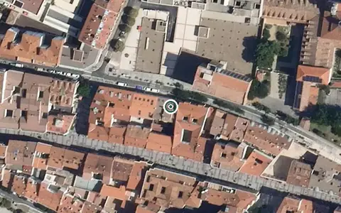Vista aérea de la ubicación de Unidad de Estancias Diurnas Lacort