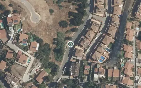 Vista aérea de la ubicación de Centro de Día para Mayores Enfermos de Alzheimer Adolfo Suárez