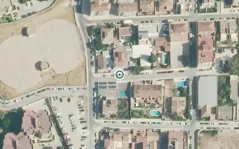 Vista aérea de la ubicación de Centro de Día para Mayores Sagrada Familia