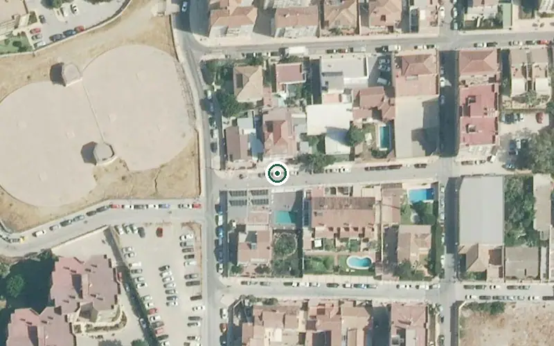 Vista aérea de la ubicación de Centro Residencial Sagrada Familia