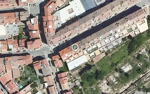 Vista aérea de la ubicación de Centre de dia Estic amb tu