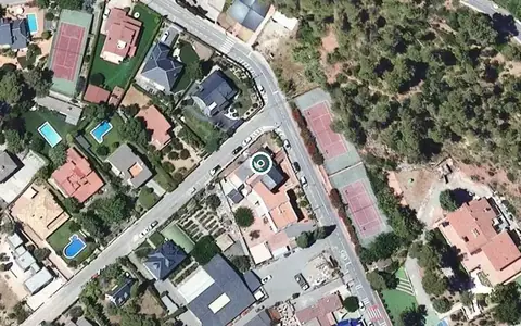 Vista aérea de la ubicación de Centre de dia Fontpineda 2000