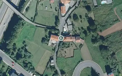 Vista aérea de la ubicación de Centro de Día para Persoas Maiores de Miño