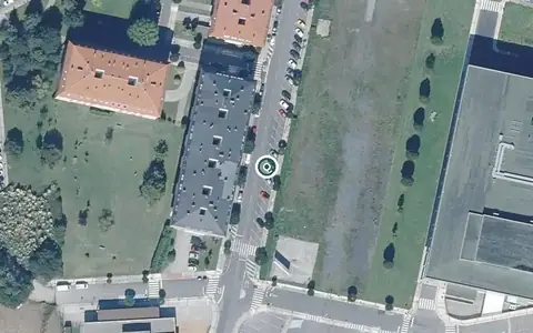 Vista aérea de la ubicación de Centro de Día para Persoas Maiores de Naron