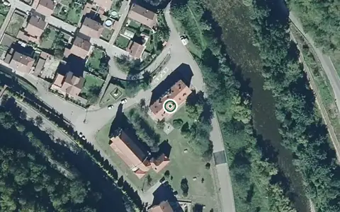 Vista aérea de la ubicación de Centro Sociosanitario de Bustiello