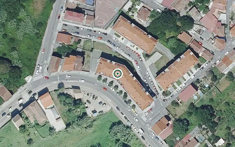 Vista aérea de la ubicación de Centro de Día para Persoas Maiores Coidamos de Ti