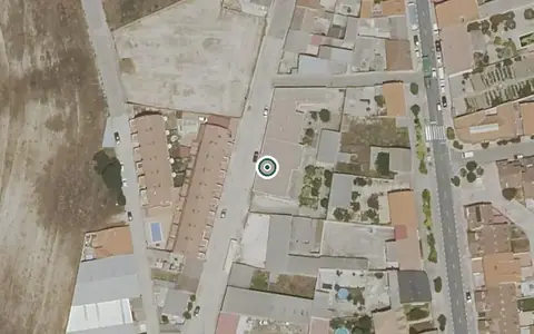 Vista aérea de la ubicación de Vivienda Municipal de Mayores -b