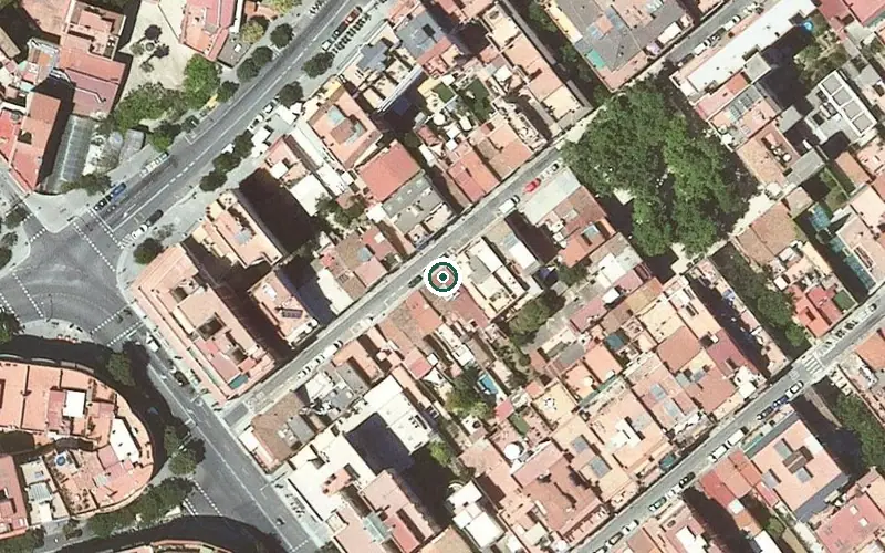 Vista aérea de la ubicación de Servei d'Acolliment Diürn Meran-Lesseps