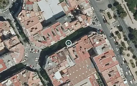 Vista aérea de la ubicación de Centro de Día para Personas Mayores Dependientes Jardines del Palau