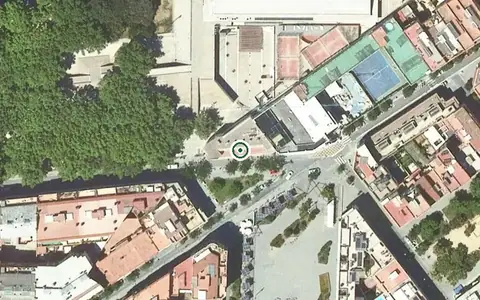 Vista aérea de la ubicación de Centre de dia per a Gent Gran Espanya Industrial
