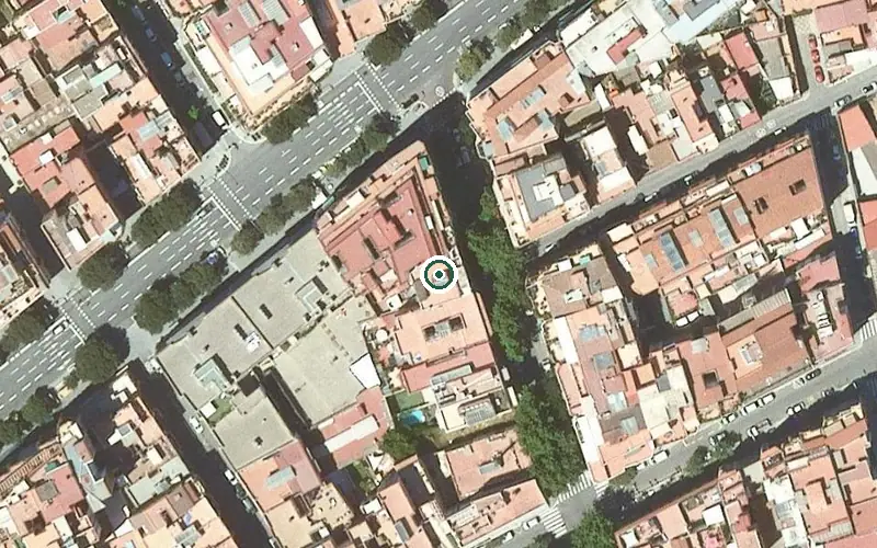Vista aérea de la ubicación de Centre de dia especialitzat per a la gent gran Barcelona 2
