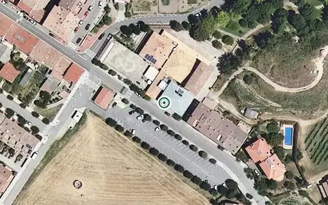 Vista aérea de la ubicación de Centre de dia i de Serveis d'Avià