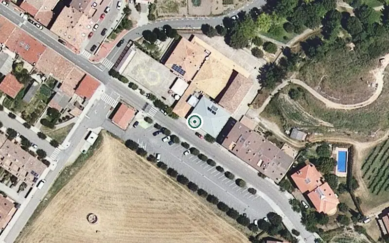 Vista aérea de la ubicación de Centre de dia i de Serveis d'Avià