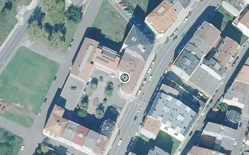 Vista aérea de la ubicación de Centro de Día para Persoas Maiores de Carballo