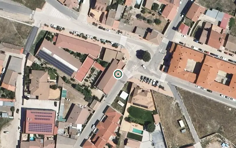 Vista aérea de la ubicación de Unidad de Estancias Diurnas de Nava de la Asunción