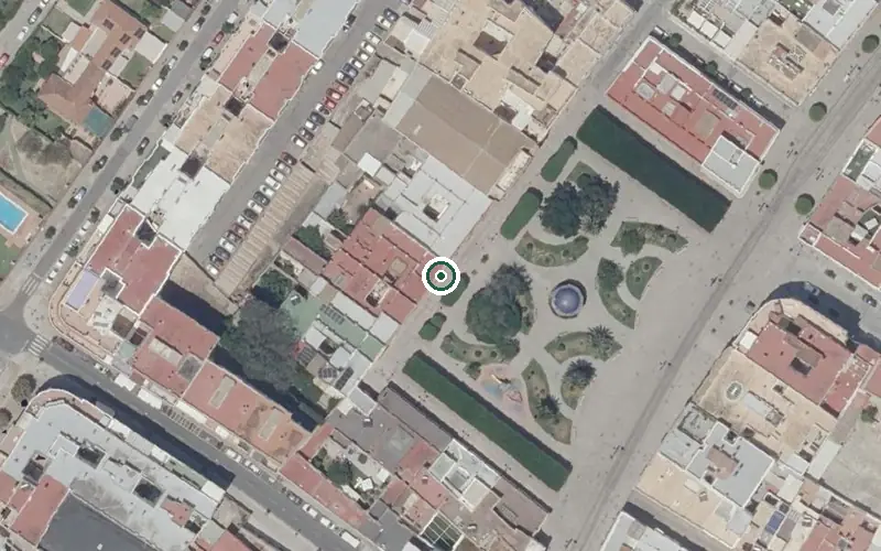 Vista aérea de la ubicación de Centro de Día para Mayores Alameda, 3