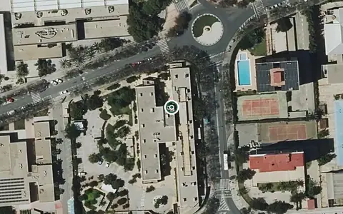 Vista aérea de la ubicación de Centro de Día P.m.d. Domusvi Alicante Babel
