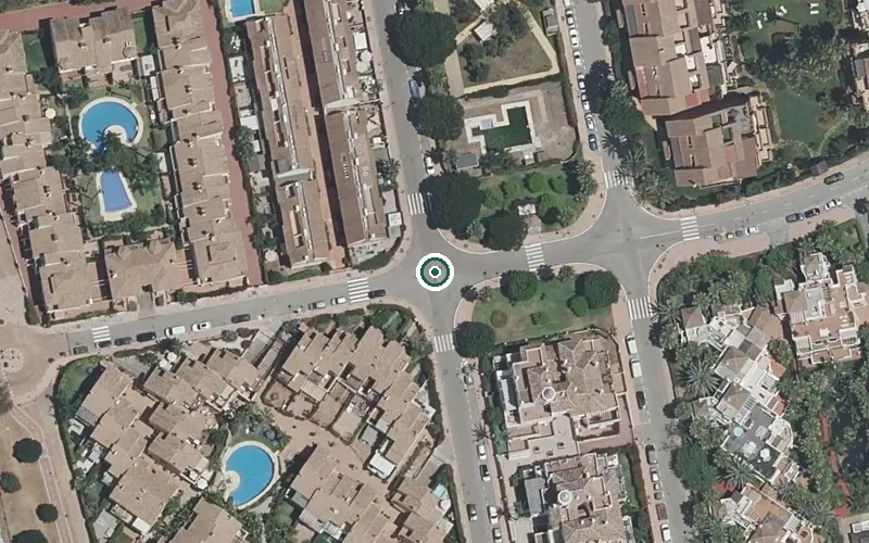 Vista aérea de la ubicación de Centro de Día para Mayores Azul Marbella