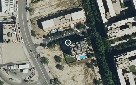 Vista aérea de la ubicación de Centro de Día Municipal Loyola de Palacio