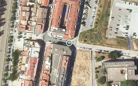 Vista aérea de la ubicación de Centre de dia Geriàtric Adolfo Montaña