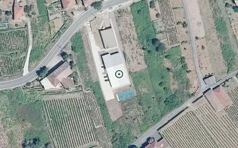 Vista aérea de la ubicación de Vivenda Comunitaria do Concello de Castrelo de Miño