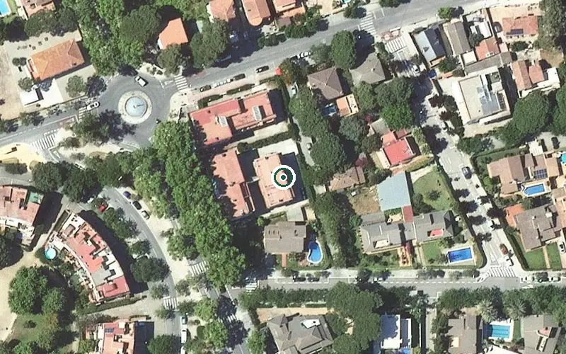 Vista aérea de la ubicación de Servei de suport d'acolliment diürn de la Residencia Colonias Extranjeras