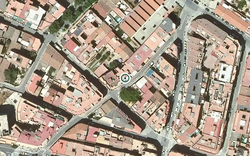 Vista aérea de la ubicación de Centre de dia Marina per a la 3a Edat