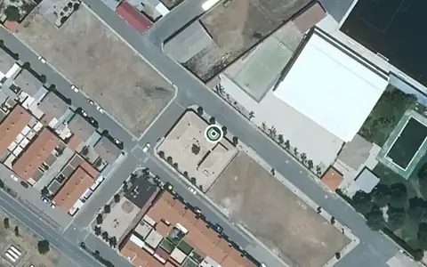 Vista aérea de la ubicación de Vivienda Municipal de Mayores Escolastica Caro