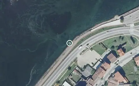 Vista aérea de la ubicación de Centro de Día para Persoas Maiores de Baiona