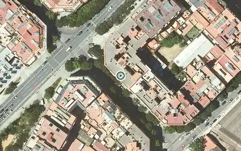 Vista aérea de la ubicación de Centre de dia Associació Familiars Malalts d'Alzheimer Barcelona