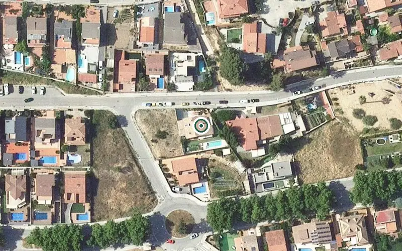 Vista aérea de la ubicación de Residència de la 3a edat els Avets