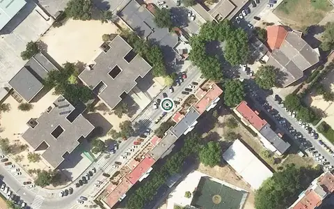 Vista aérea de la ubicación de Centre de dia per a Gent Gran Badia del Vallès