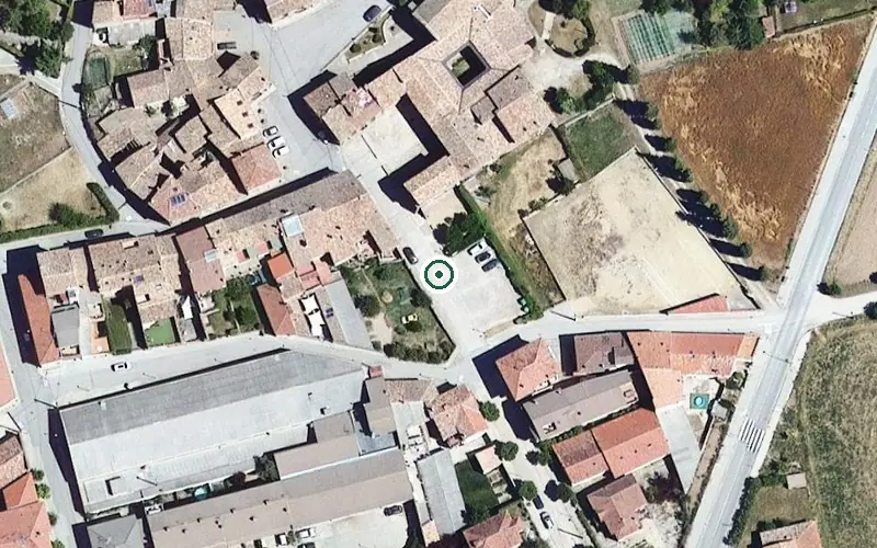 Vista aérea de la ubicación de Centre de dia per a gent gran Llorens Pressegué