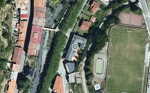 Vista aérea de la ubicación de Residència Municipal per a la gent gran Vall de Ribes