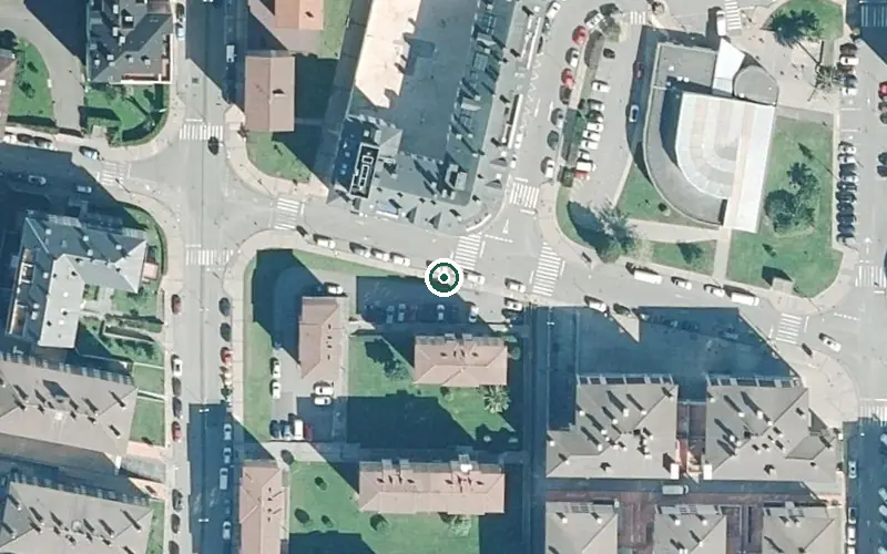 Vista aérea de la ubicación de Centro Geriátrico Luanco