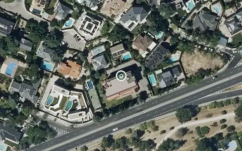 Vista aérea de la ubicación de Residencia Atenea Mirasierra