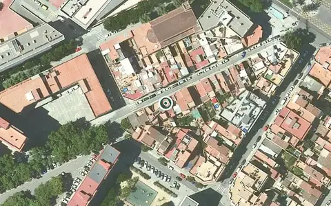 Vista aérea de la ubicación de Apartaments tutelats per a gent gran