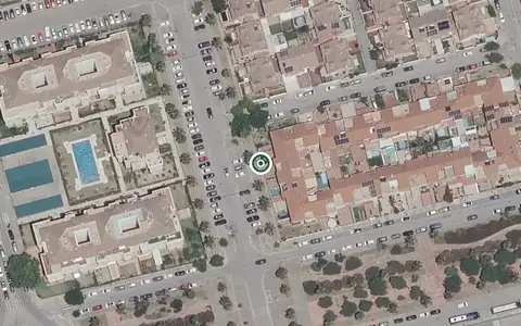 Vista aérea de la ubicación de Centro Residencial para Personas Mayores Puerto Luz Resort