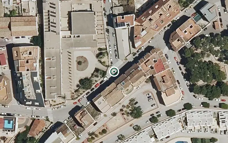 Vista aérea de la ubicación de Residencia P.m.d. Asilo Ntra. Sra. de los Dolores, S. Joaquín y Sta. Ana