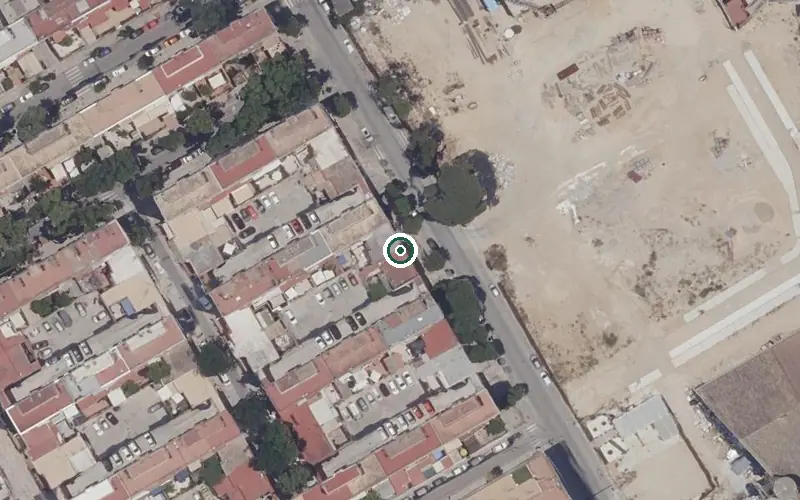 Vista aérea de la ubicación de Centro de Día para Mayores Nuestra Señora de la Paz en Su Mayor Aflicción