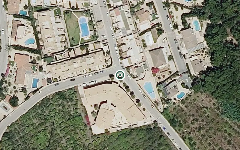 Vista aérea de la ubicación de Centro de Día para Personas Mayores Dependientes Anneke Residence