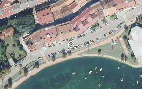 Vista aérea de la ubicación de Centro de Día para Persoas Maiores Contigo
