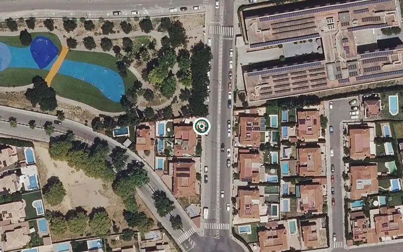 Vista aérea de la ubicación de Centro Residencial para Mayores Dr. Gregorio Medina Blanco