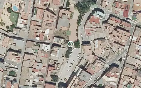 Vista aérea de la ubicación de Residencia para Personas Mayores Dependientes Entrenaranjos